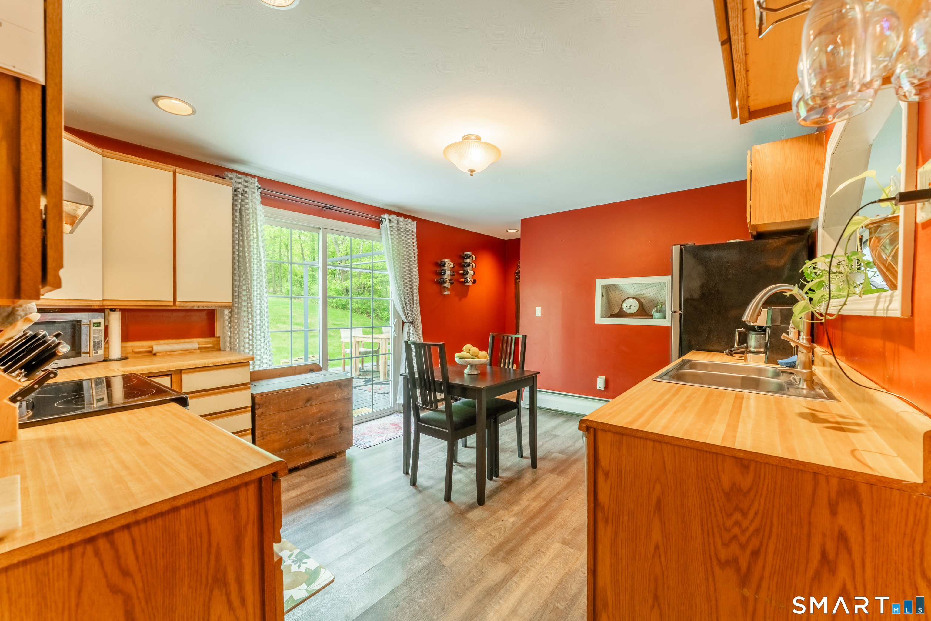 107 Dart Hill Road South Windsor CT 06074