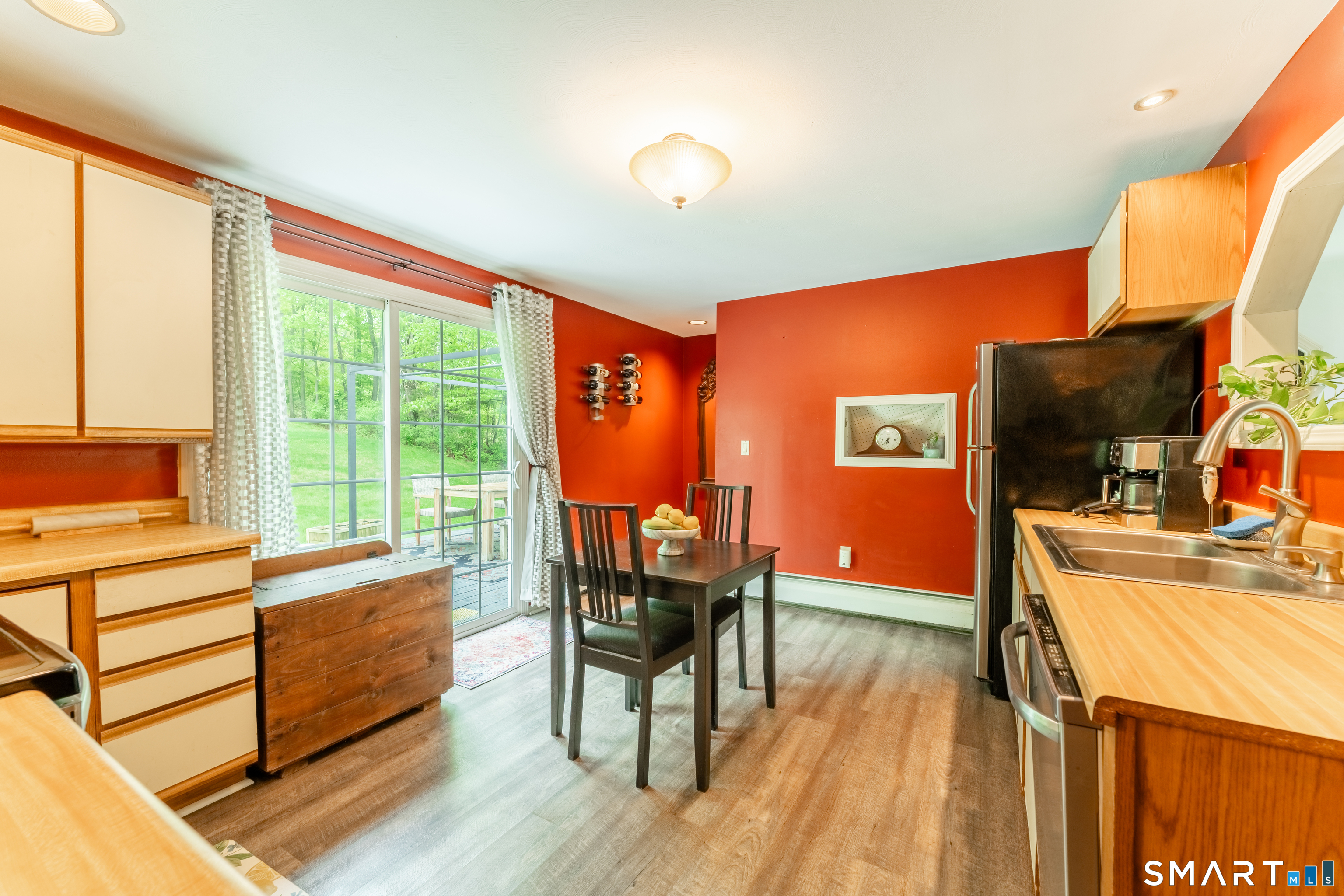 107 Dart Hill Road South Windsor CT 06074