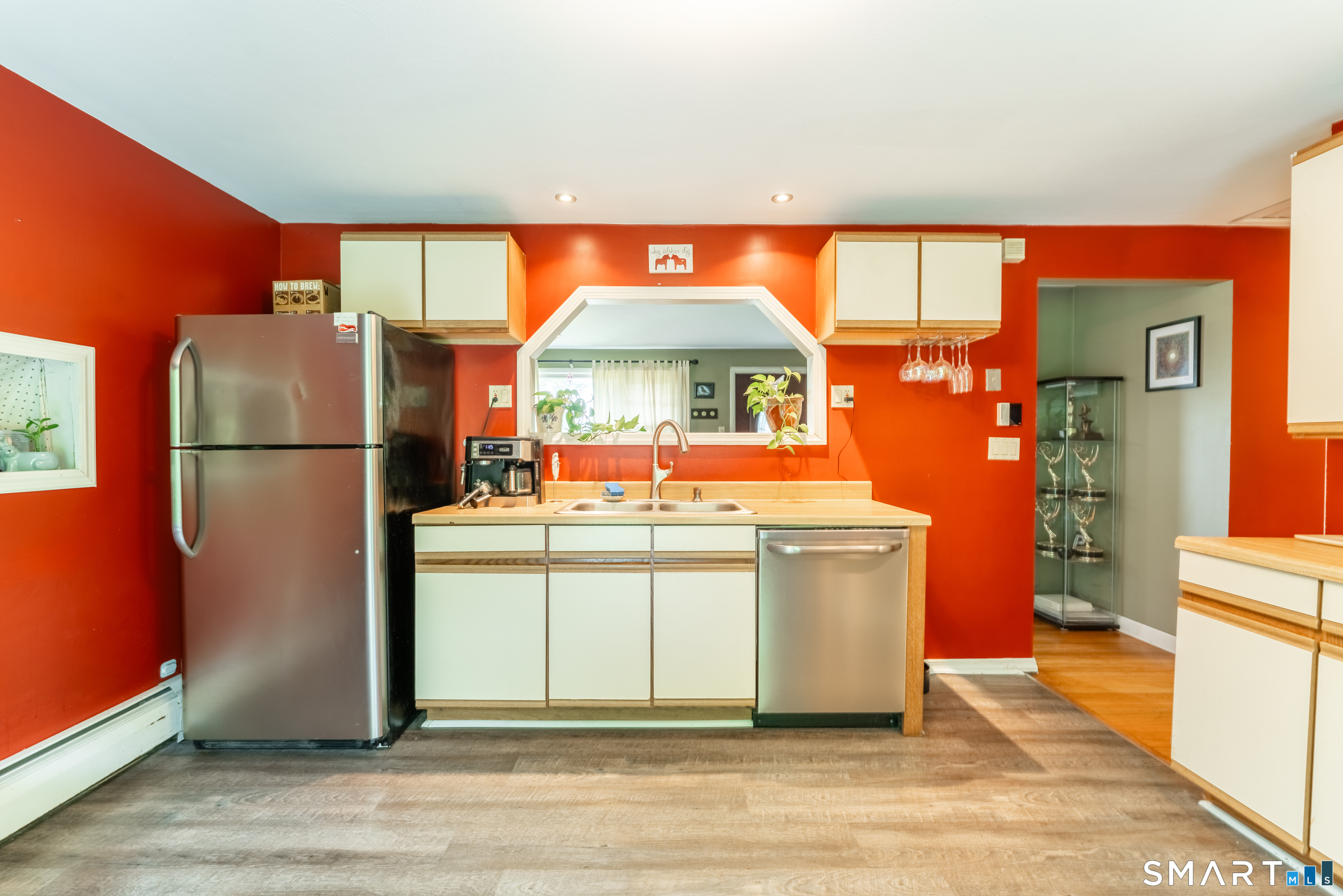 107 Dart Hill Road South Windsor CT 06074