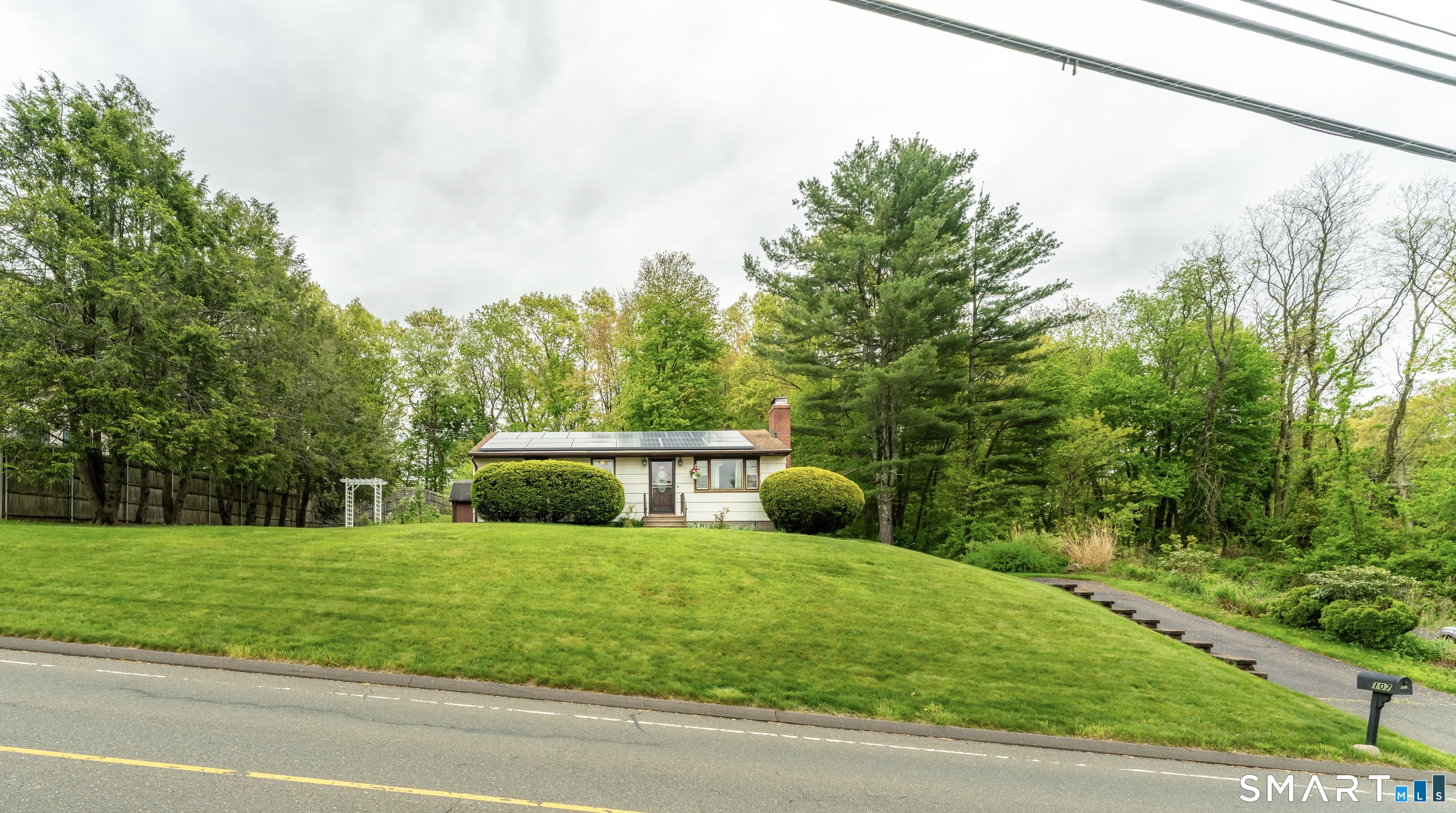 107 Dart Hill Road South Windsor CT 06074