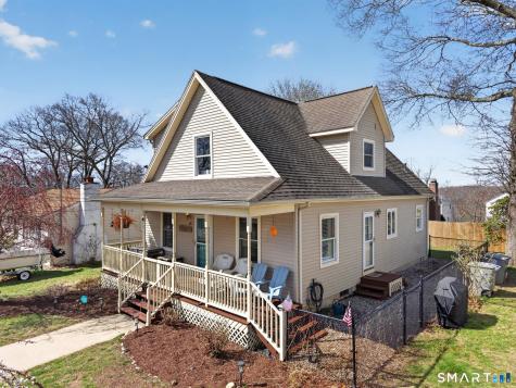 68 Hillcrest Road East Lyme CT 06357