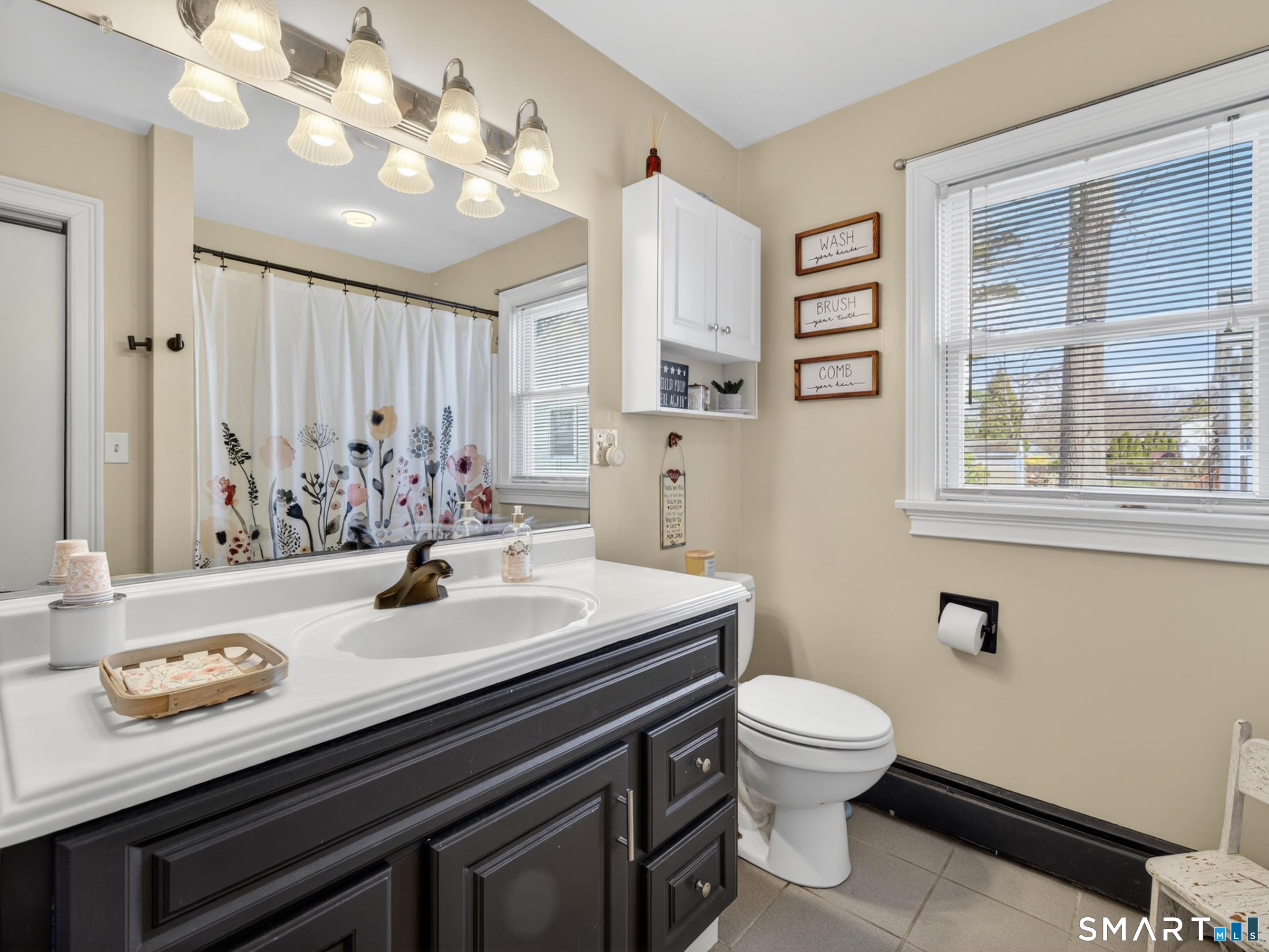 68 Hillcrest Road East Lyme CT 06357
