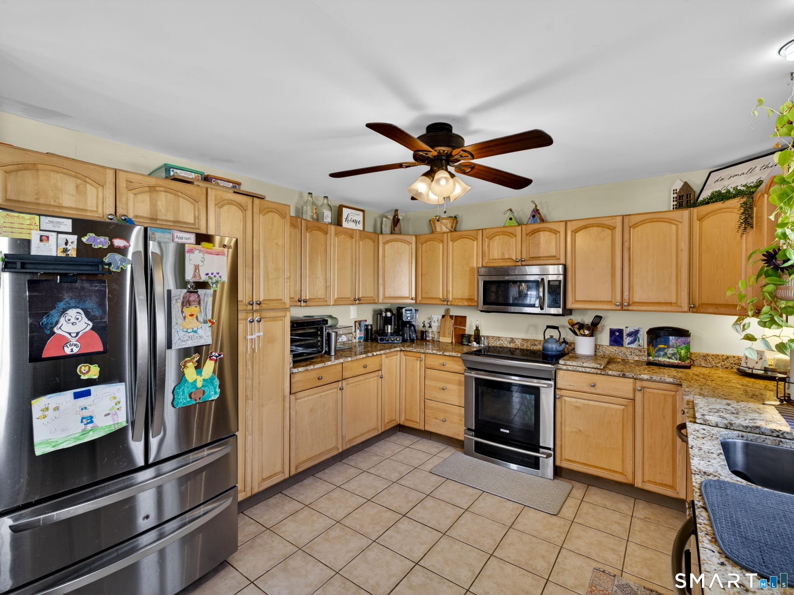 68 Hillcrest Road East Lyme CT 06357
