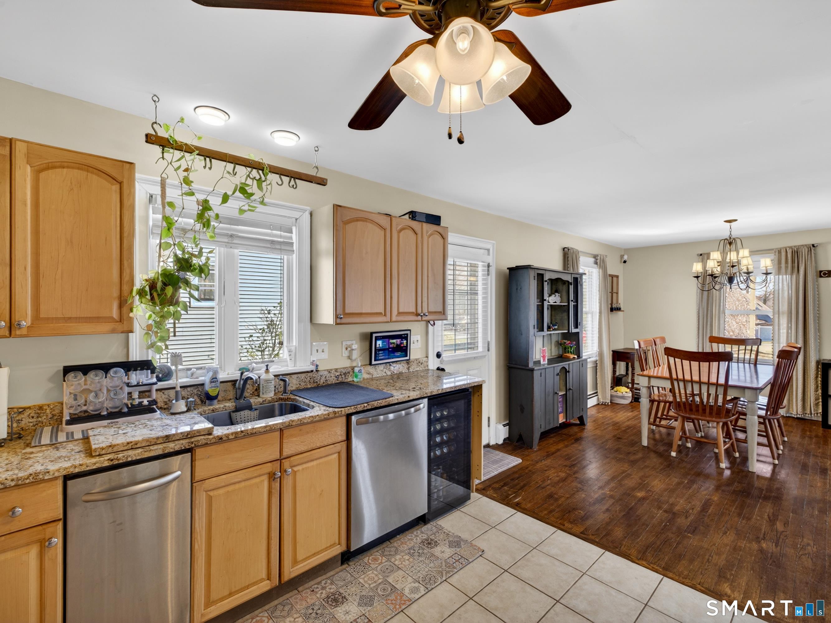 68 Hillcrest Road East Lyme CT 06357