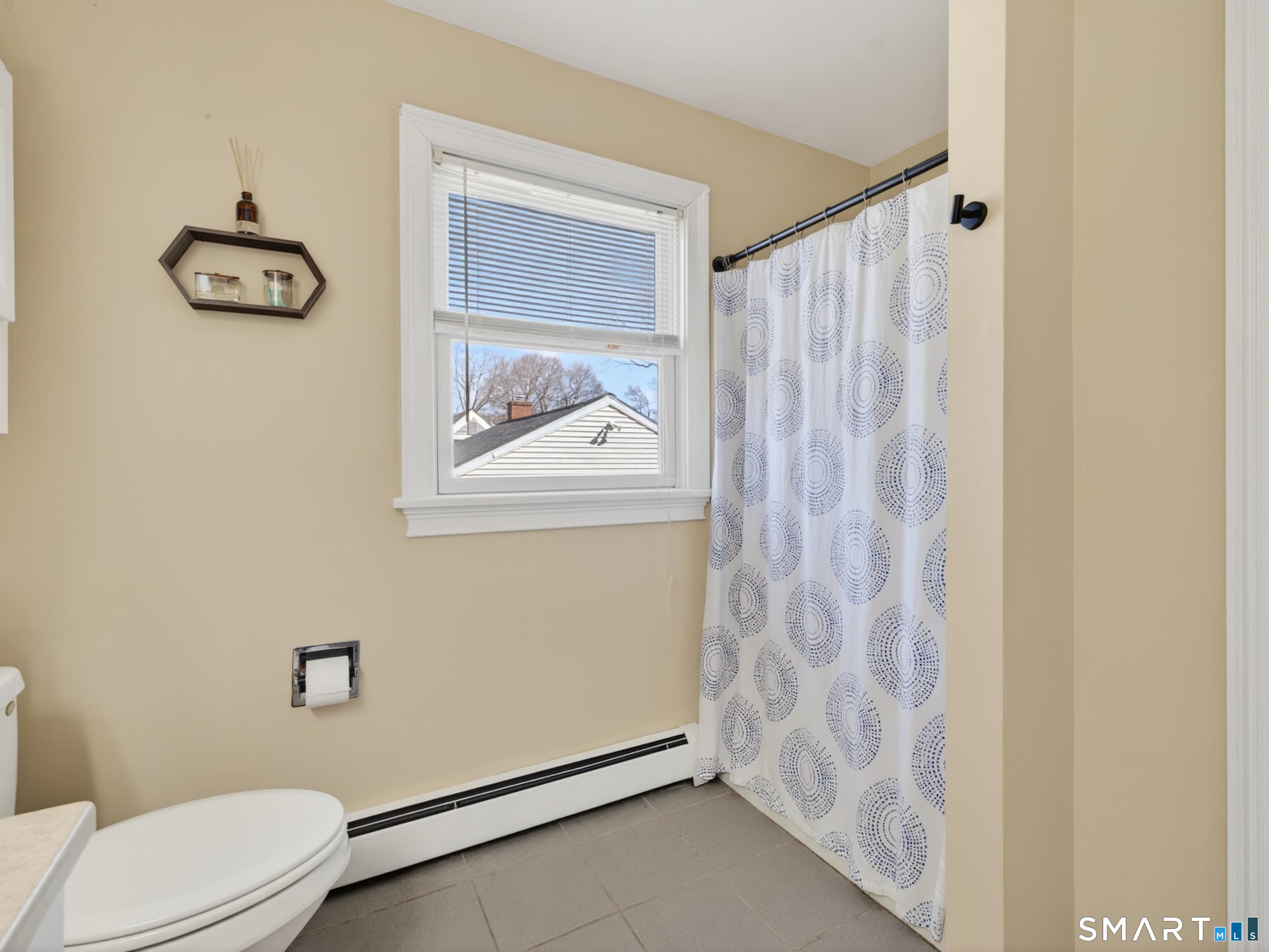 68 Hillcrest Road East Lyme CT 06357