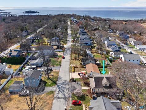 68 Hillcrest Road East Lyme CT 06357