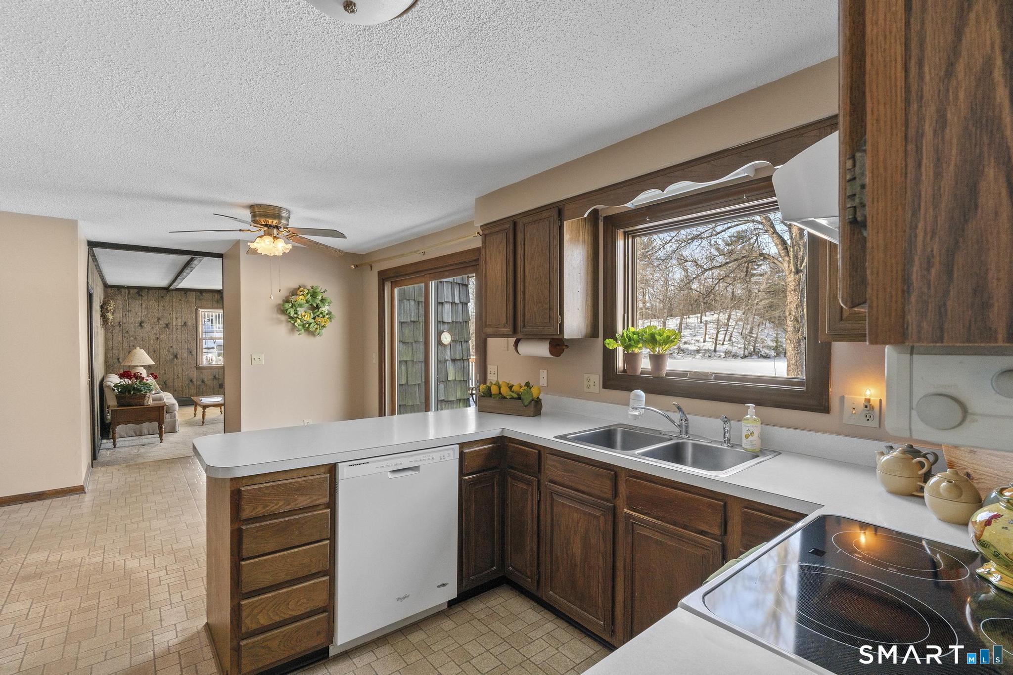 4066 Mountain Road Suffield CT 06093