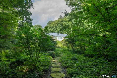 90 Sage Road Woodbury CT 06798