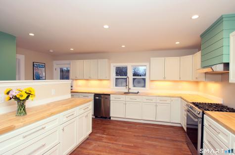 93 Overlook Road Meriden CT 06450