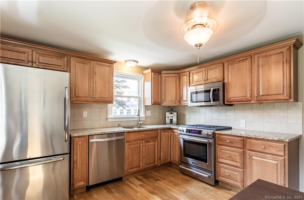 2057 Kings Highway Fairfield CT 06824
