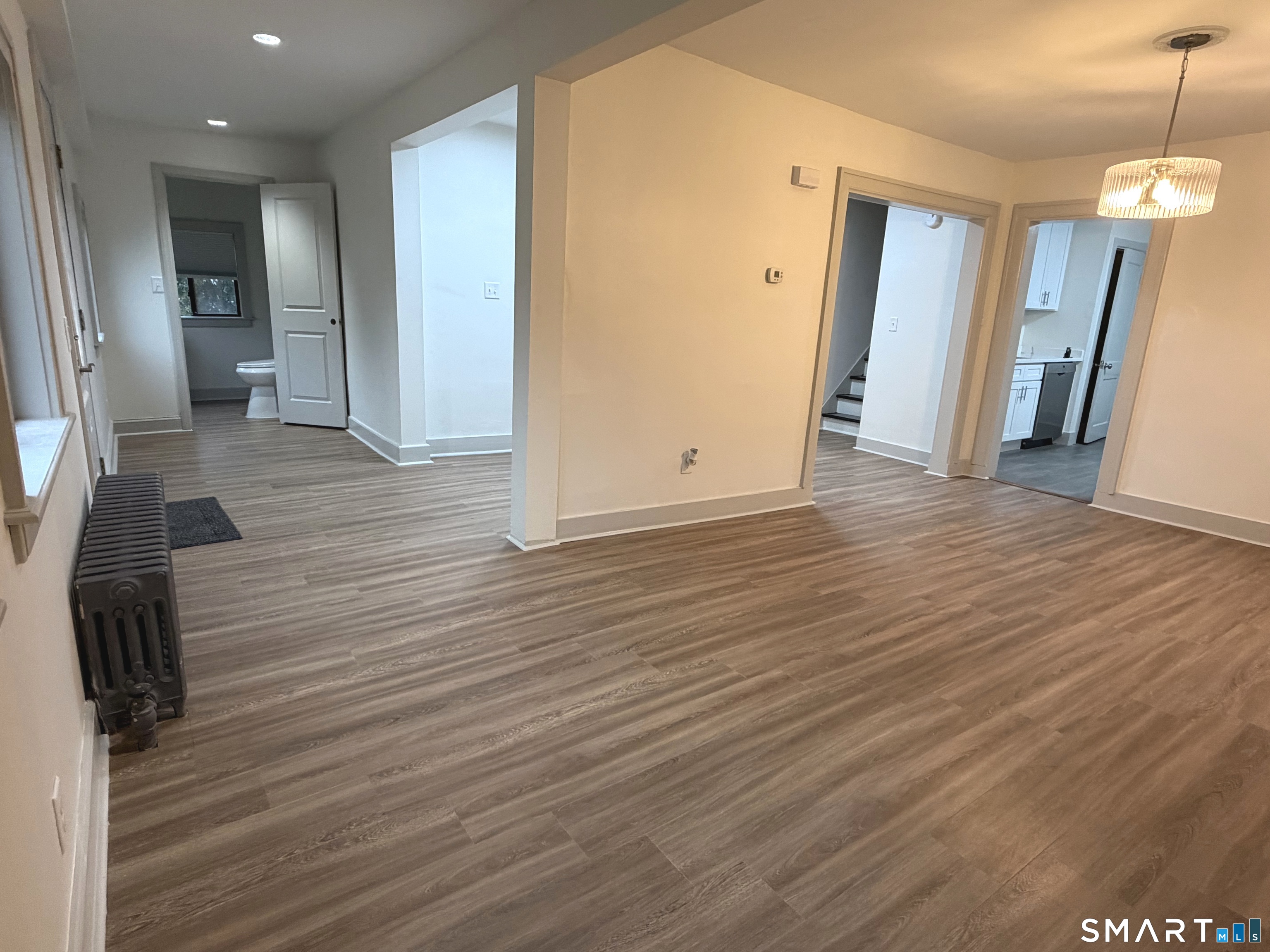 15 Barber Street Windsor CT 06095