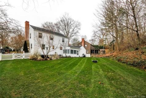 89 Ross Hill Road Fairfield CT 06824