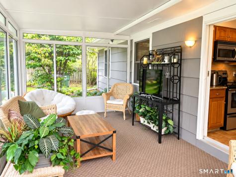 75 Sugar Plum Lane Fairfield CT 06824