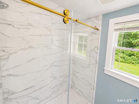 113 Meeting House Lane Ledyard CT 06339