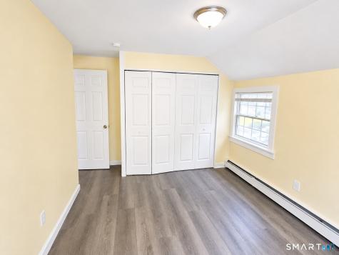 113 Meeting House Lane Ledyard CT 06339