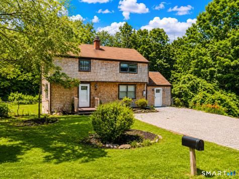 113 Meeting House Lane Ledyard CT 06339