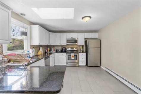 69 Dartmouth Drive East Hartford CT 06108