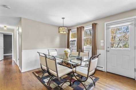 69 Dartmouth Drive East Hartford CT 06108