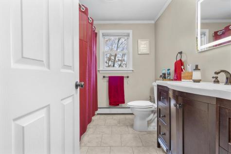 69 Dartmouth Drive East Hartford CT 06108