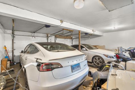 69 Dartmouth Drive East Hartford CT 06108