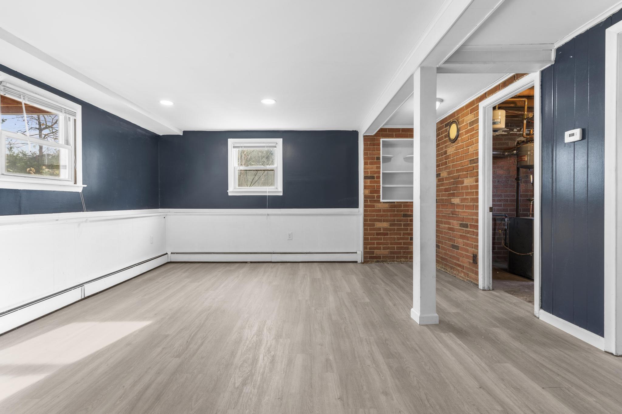 69 Dartmouth Drive East Hartford CT 06108