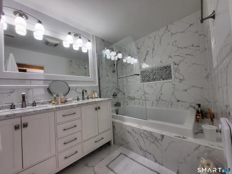 110 Darby Street Bloomfield CT 06002