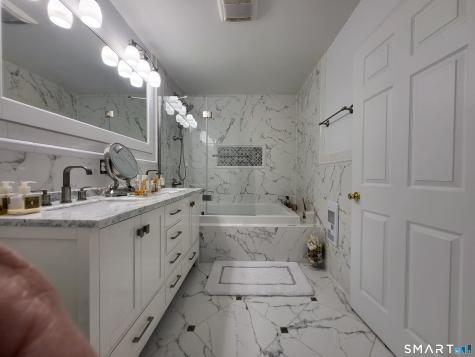 110 Darby Street Bloomfield CT 06002