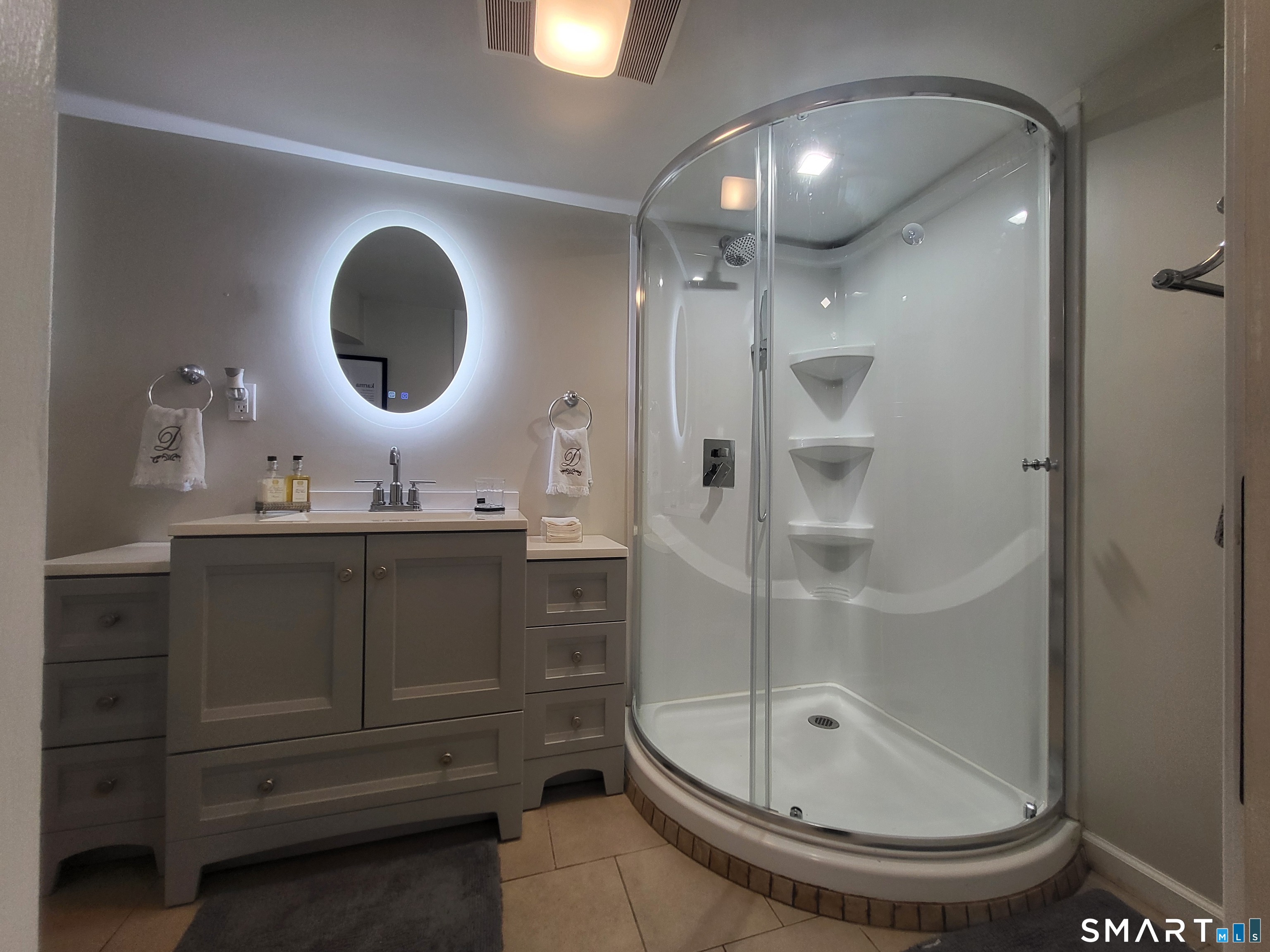 110 Darby Street Bloomfield CT 06002