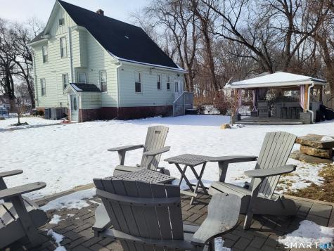 110 Darby Street Bloomfield CT 06002