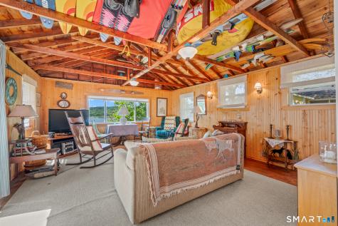 17 Marsh Point Morris CT 06763