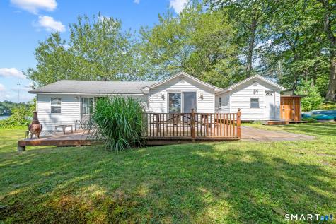 17 Marsh Point Morris CT 06763