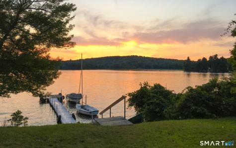 17 Marsh Point Morris CT 06763