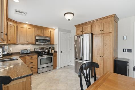 31 Lynn Drive Meriden CT 06451