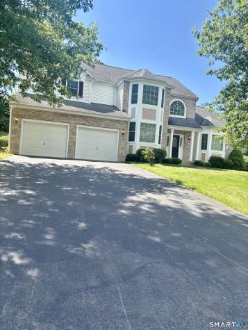 91 Valley View Road Manchester CT 06040