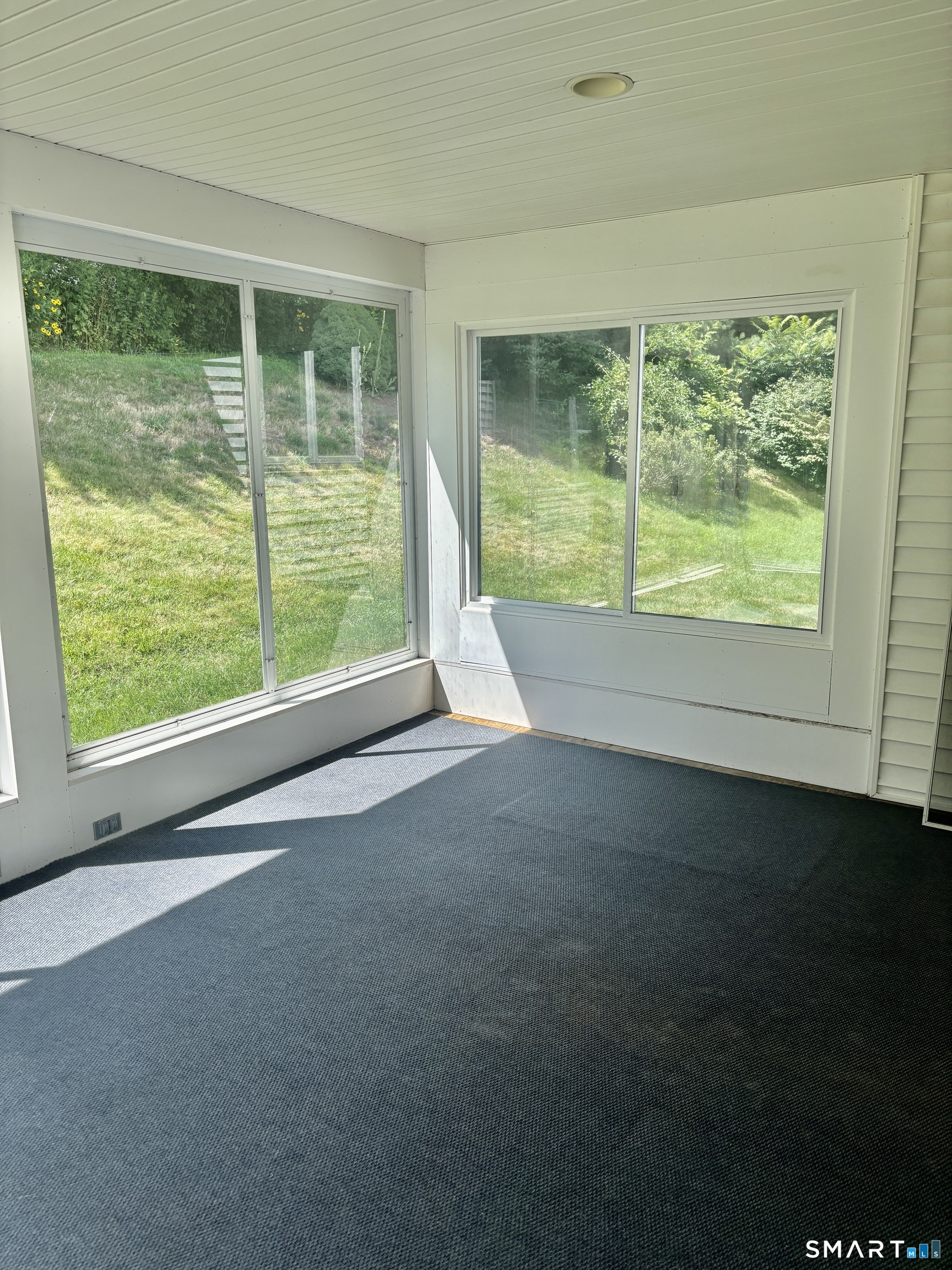 91 Valley View Road Manchester CT 06040