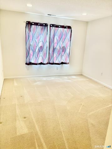 91 Valley View Road Manchester CT 06040