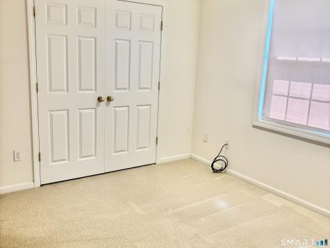 91 Valley View Road Manchester CT 06040