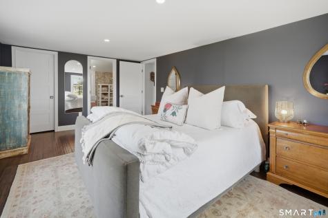 33 Naromake Avenue Norwalk CT 06854