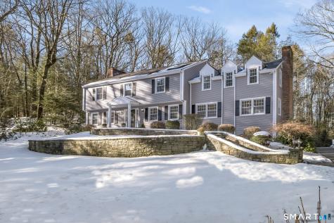 25 Lord Davis Lane Avon CT 06001