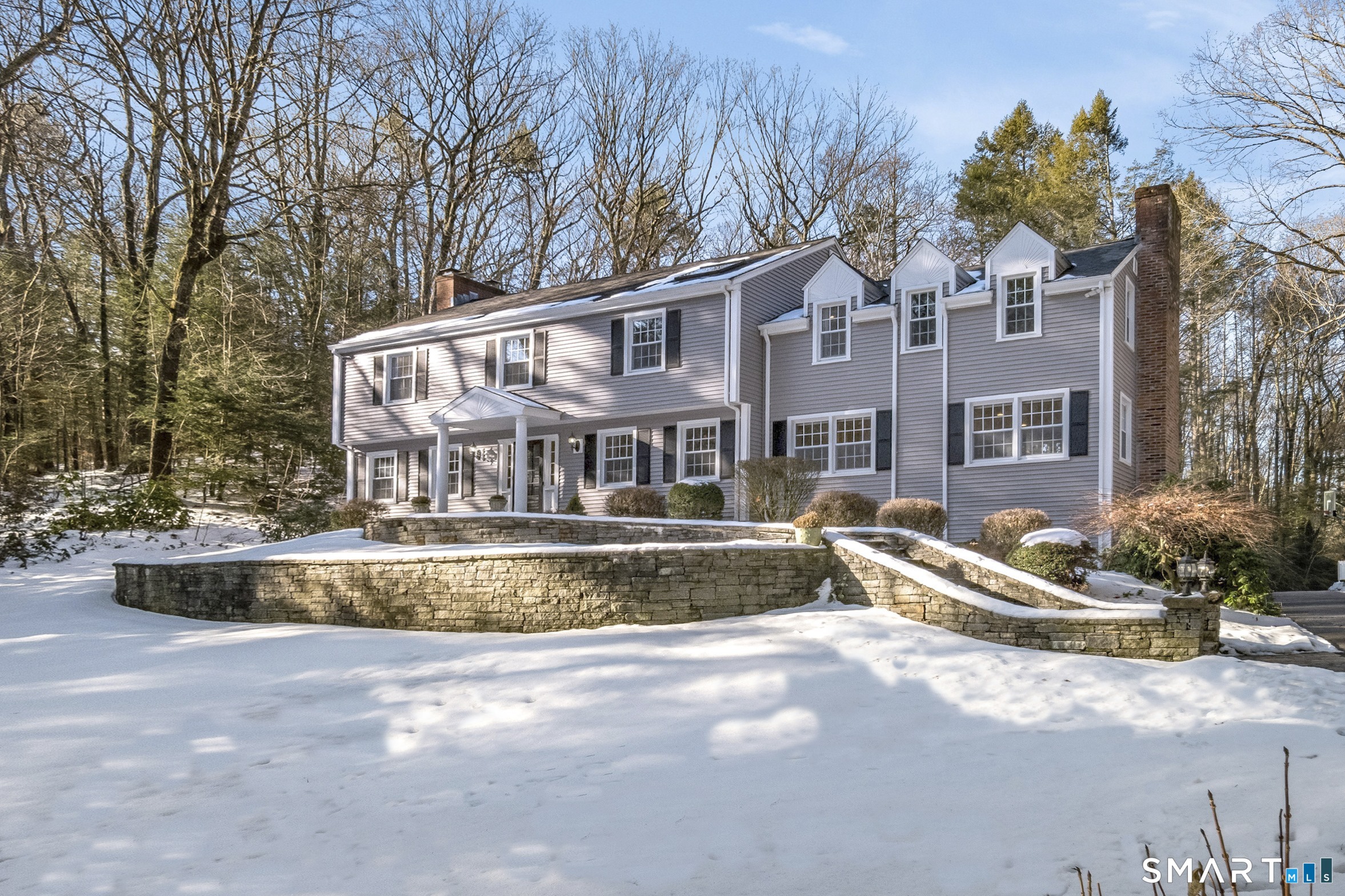 25 Lord Davis Lane Avon CT 06001