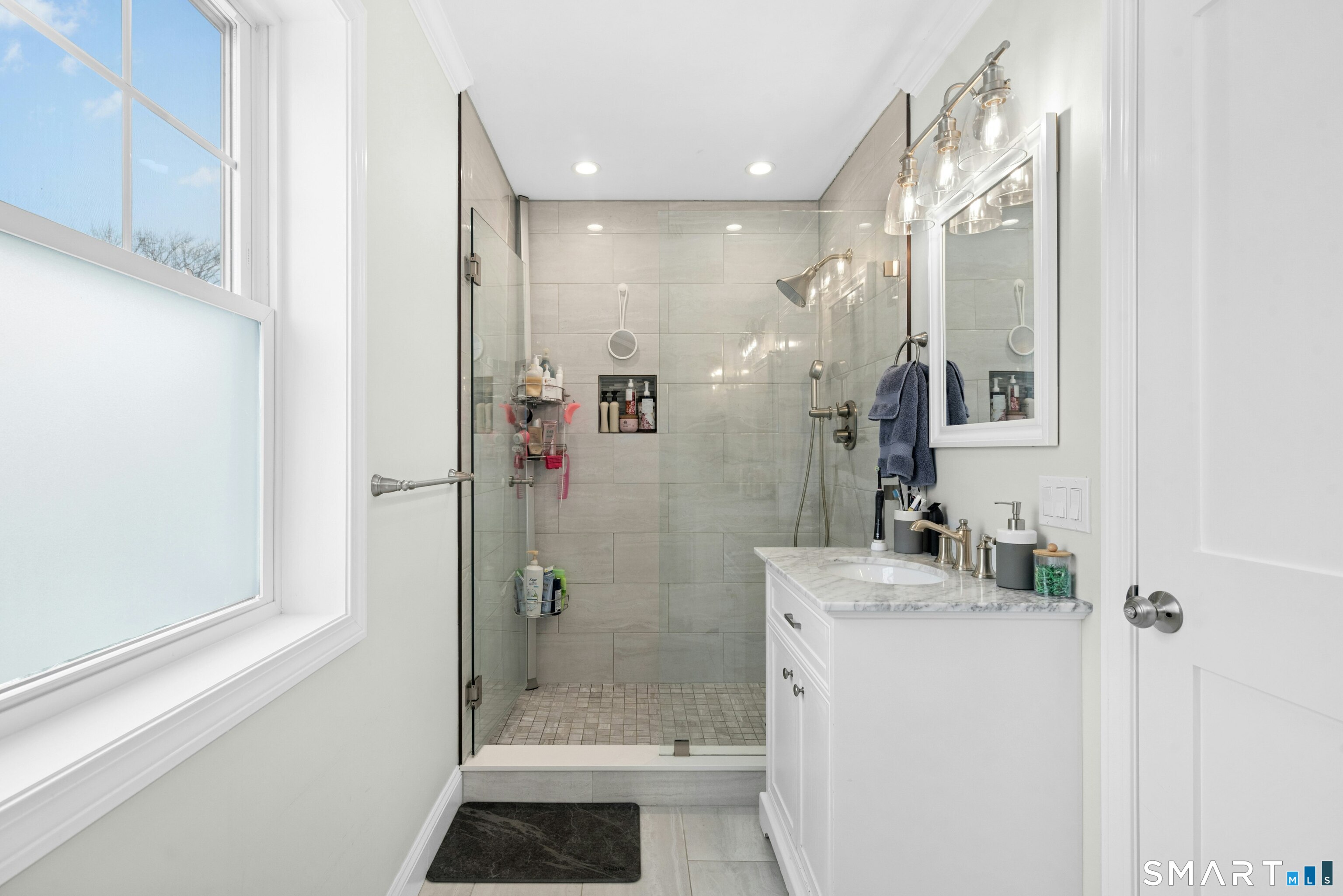 12 Reynolds Drive Fairfield CT 06824