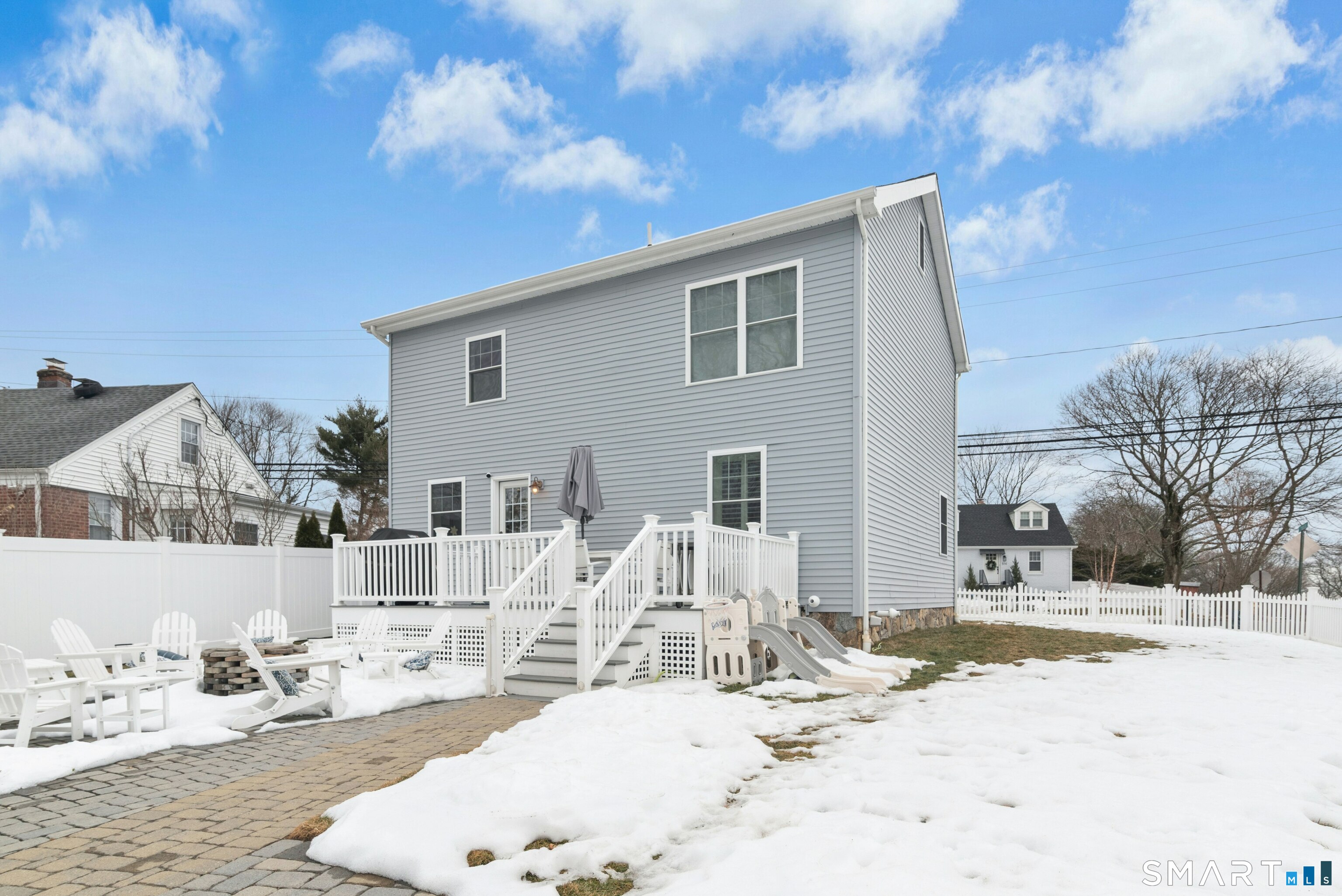 12 Reynolds Drive Fairfield CT 06824