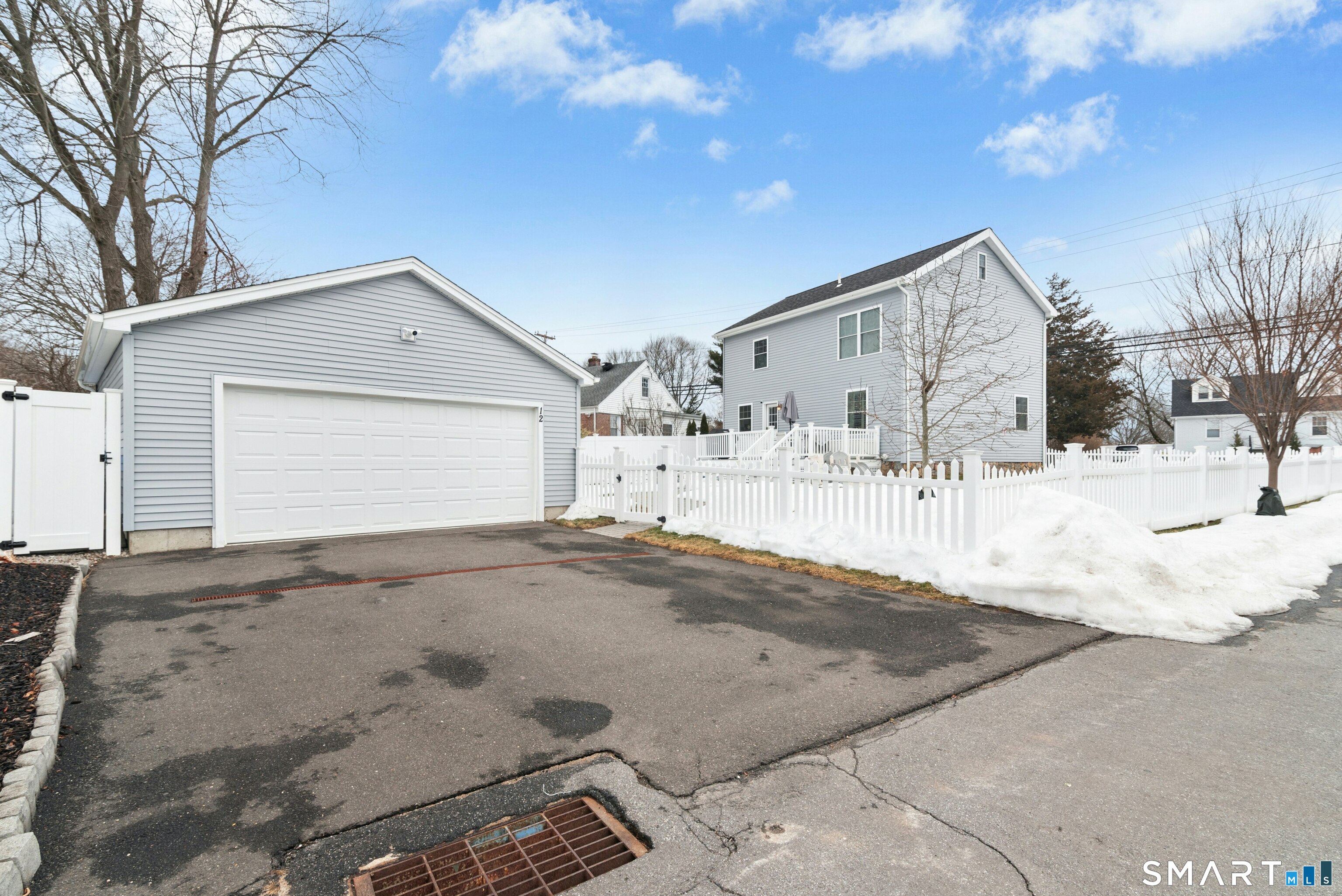 12 Reynolds Drive Fairfield CT 06824