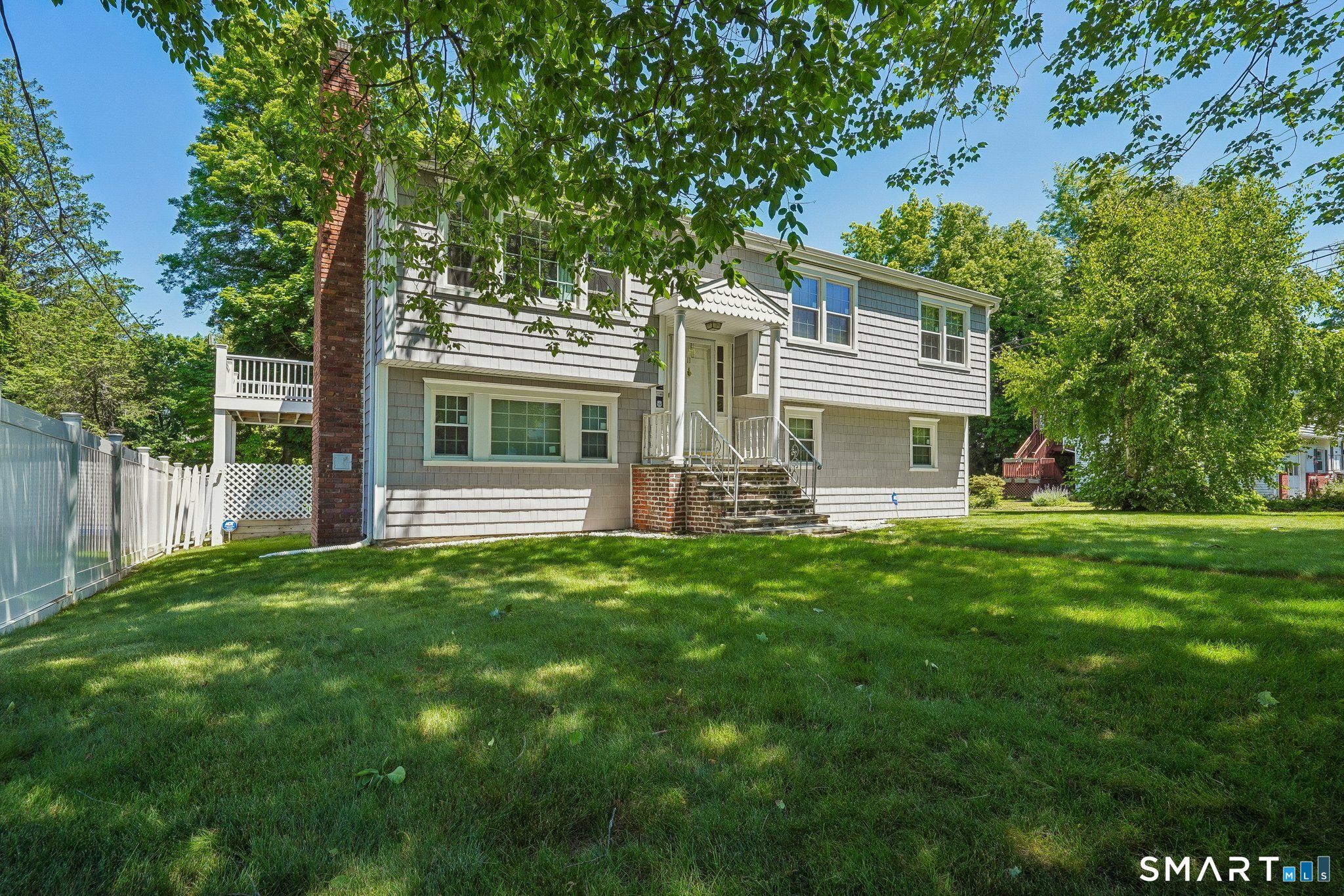 11 Stuart Drive Greenwich CT 06870