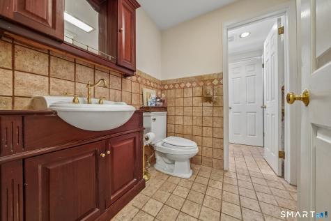 11 Stuart Drive Greenwich CT 06870
