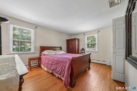 11 Stuart Drive Greenwich CT 06870