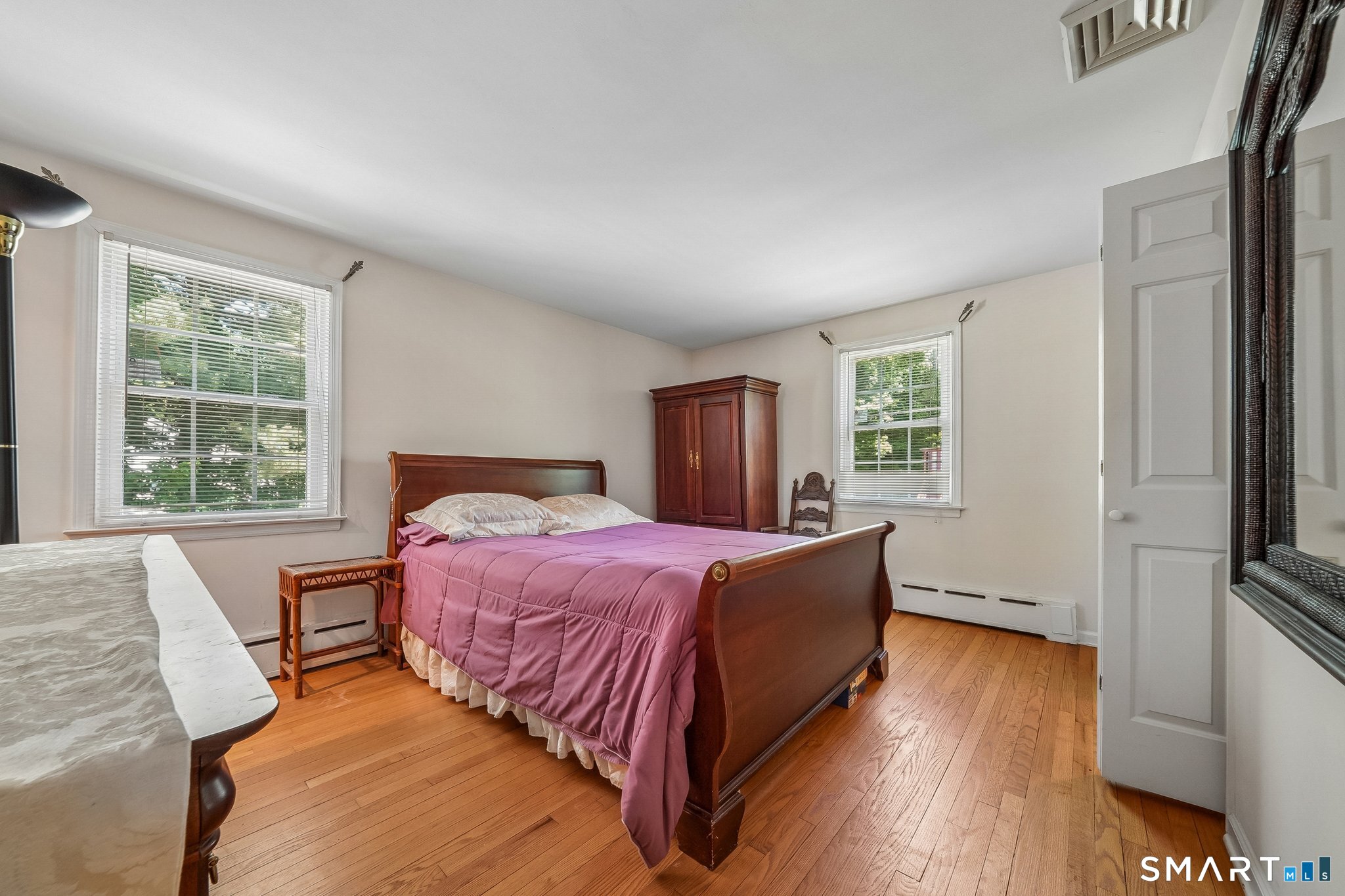 11 Stuart Drive Greenwich CT 06870