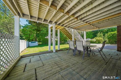 11 Stuart Drive Greenwich CT 06870