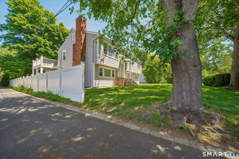 11 Stuart Drive Greenwich CT 06870