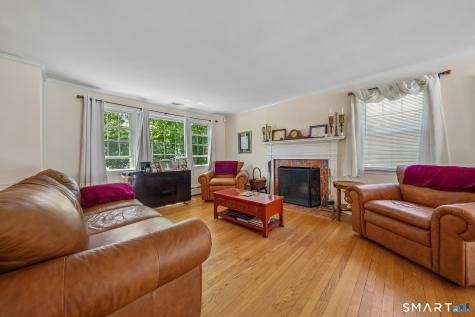 11 Stuart Drive Greenwich CT 06870